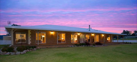 Pokolbin Farm Stay - Accommodation Fremantle 1