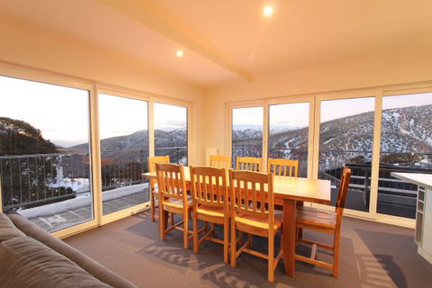 Ropers Alpine Apartments - Accommodation Fremantle 1
