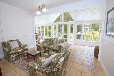 Sefton Cottage - Accommodation Fremantle 3