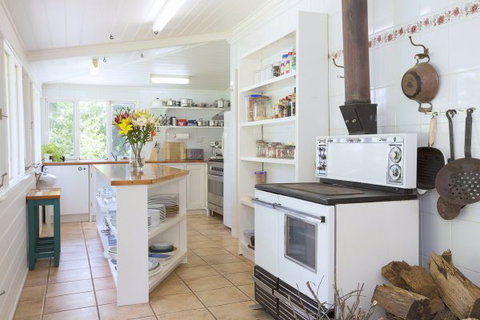 Sefton Cottage - Accommodation Fremantle 5
