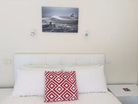 Springtide Studio Apartments - Accommodation Fremantle 0