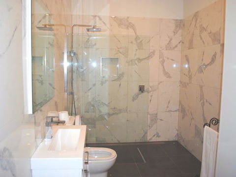 Sublime Spa Apartments On Murphy - Accommodation Fremantle 5