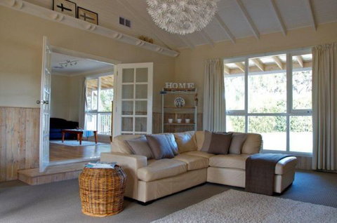 Sweetman Cottage - Accommodation Fremantle 1
