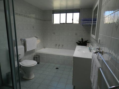 Tarrabandra Fishing Retreat - Accommodation Fremantle 4
