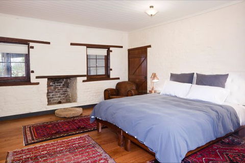 Vine Lodge Heritage Getaway - Accommodation Fremantle 5