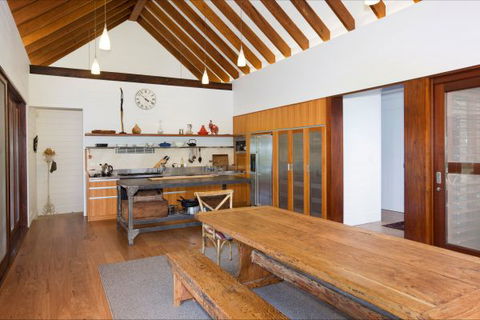 Vine Lodge Heritage Getaway - Accommodation Fremantle 6