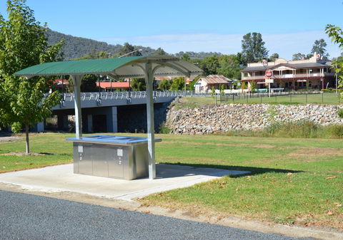 Adelong Golden Gully Caravan Park - Accommodation Fremantle 2