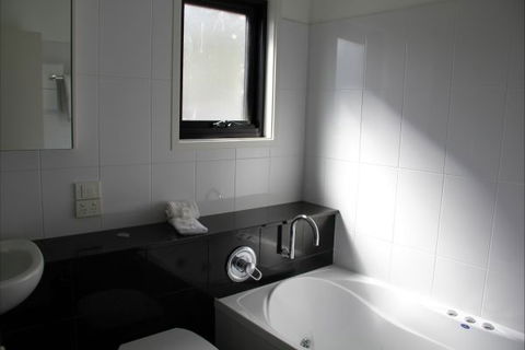 Angala Apartment - Accommodation Fremantle 6