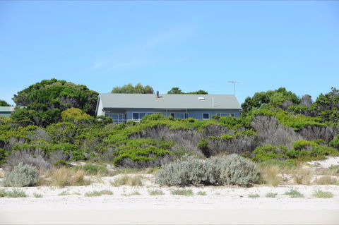 Beachcomber - Accommodation Fremantle 7