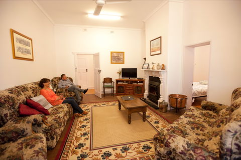 Black Jack Get-A-Way - Nana's Home - Accommodation Fremantle 4