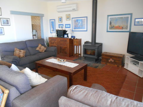 Edith's - Accommodation Fremantle 4