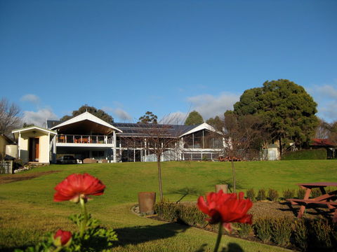 Elington Manor - Accommodation Fremantle 0
