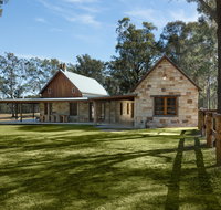 Enzo Cottage - Craftsmen Built Luxury Cottage - Accommodation Fremantle