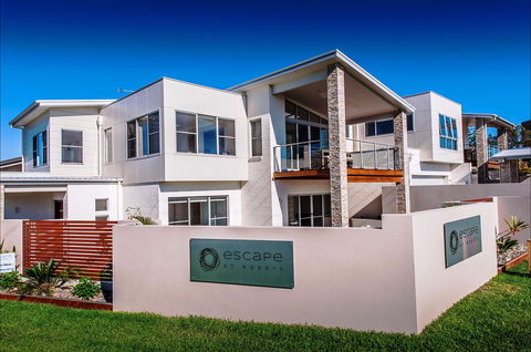 Escape At Nobbys - Accommodation Fremantle 0
