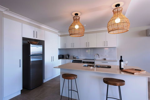 Escape At Nobbys - Accommodation Fremantle 3