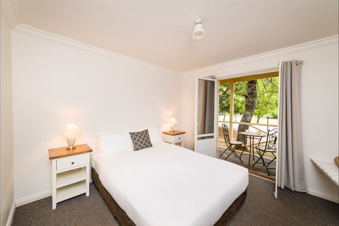 Federation Gardens And Possums Hideaway - Accommodation Fremantle 1