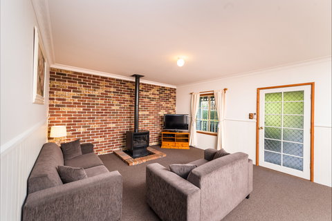 Federation Gardens And Possums Hideaway - Accommodation Fremantle 2