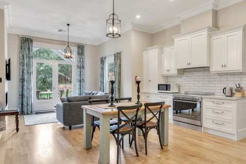 Grandview Accommodation - The Elm Tree Apartments - Accommodation Fremantle 5