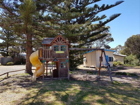 Kingscote Tourist Park And Family Units - Accommodation Fremantle 7