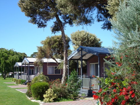 Lakeside Tourist Park - Accommodation Fremantle 0