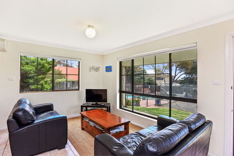 Unit 3, 5-/ Surf Avenue, Carrickalinga - Accommodation Fremantle 0