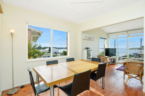 19 Investigator Crescent, Encounter Bay - Accommodation Fremantle 9