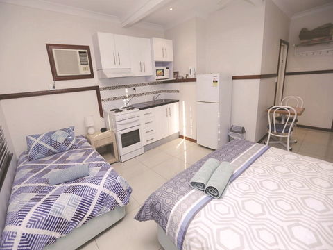 Across Country Motor Inn And Serviced Apartments - Accommodation Fremantle 3