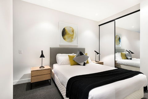 Arise The Eminence - Accommodation Fremantle 1
