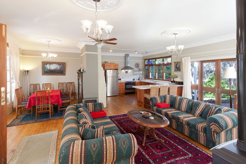 Blue Peace: Blue Mountains Home - Accommodation Fremantle 1