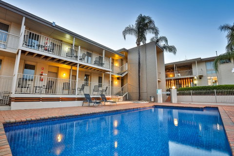 Commodore Motel Mildura - Accommodation Fremantle 0