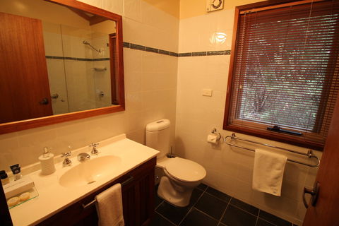 Edzell - Accommodation Fremantle 8