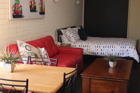 Esk Wivenhoe Motor Inn - Accommodation Fremantle 0