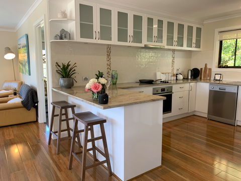 Hahndorf Luxury Lodge - Accommodation Fremantle 2