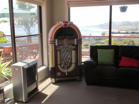 High On Penguin - Accommodation Fremantle 3