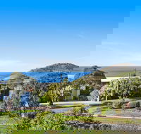 Highview - Panormaic Views Across Encounter Bay - Accommodation Fremantle