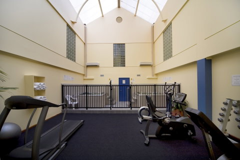 Madison Capital Executive Apartment Hotel - Accommodation Fremantle 2