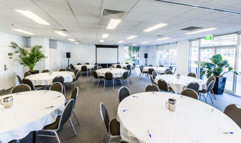 Pacific Suites Canberra - Accommodation Fremantle 8