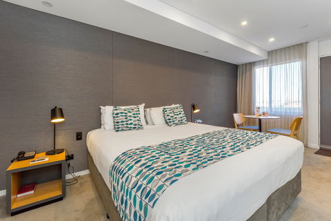 Quality Hotel Lighthouse - Accommodation Fremantle 2