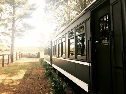 Redleaf Farm Carriages - Accommodation Fremantle 0