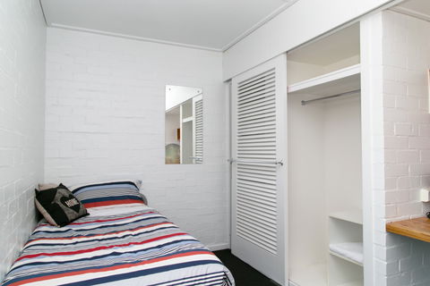 University Of Canberra Village - Accommodation Fremantle 6