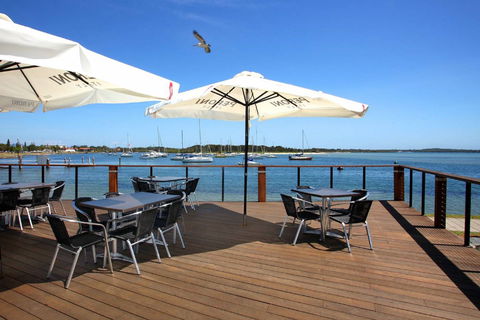 Waters Edge Port Macquarie - Accommodation Fremantle 0