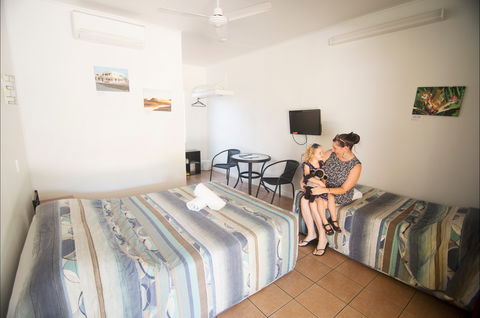 Cool Palms Motel Mackay - Accommodation Fremantle 2
