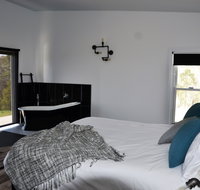 Hickory Moon - Accommodation Fremantle