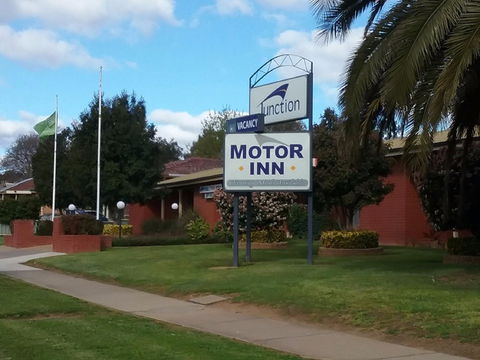 Junction Motor Inn - Accommodation Fremantle 0