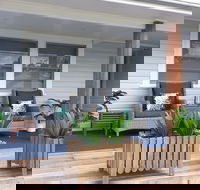 Long Jetty Lake House - Accommodation Fremantle
