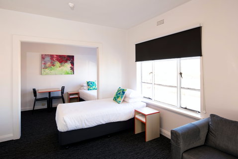 Mowbray Hotel - Accommodation Fremantle 2