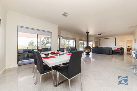 River Shack Rentals - Accommodation Fremantle 1
