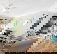 Shearwater at Shoal Bay Cottage One - Dogs Welcome - Accommodation Fremantle