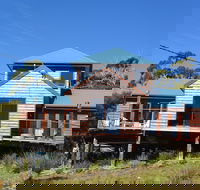 Tree House - The - Accommodation Fremantle