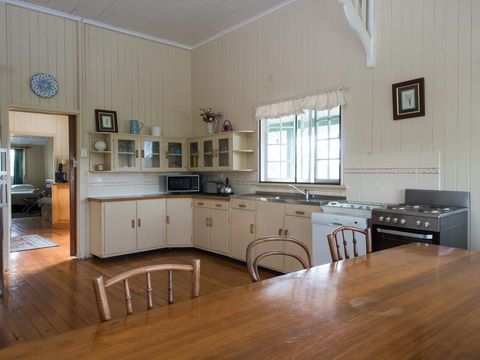 Vineyard Cottage - Accommodation Fremantle 2